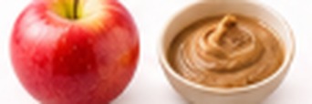 1 pomme & 1 c. à soupe de purée d'amande