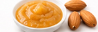 1 compote maison sans sucre & 5 amandes